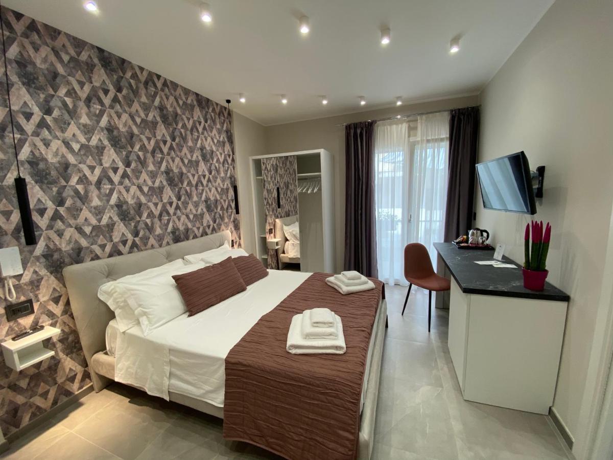 Liberty Lodge Tropea Buitenkant foto