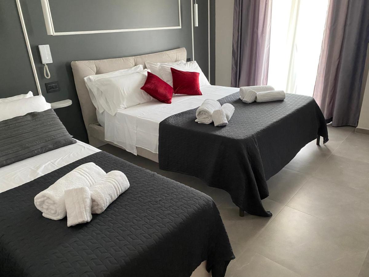 Liberty Lodge Tropea Buitenkant foto